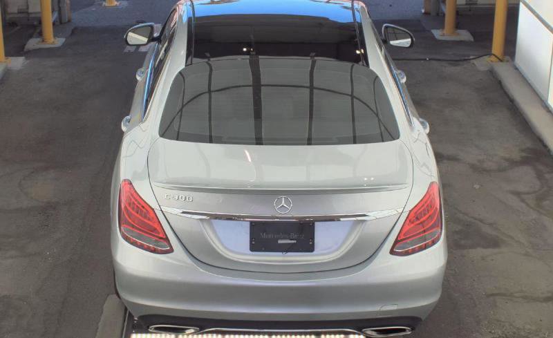 Used 2017 Mercedes-Benz C 300 Sedan image 5