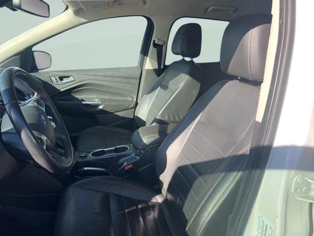 Used 2014 Ford Escape Titanium FWD image 22