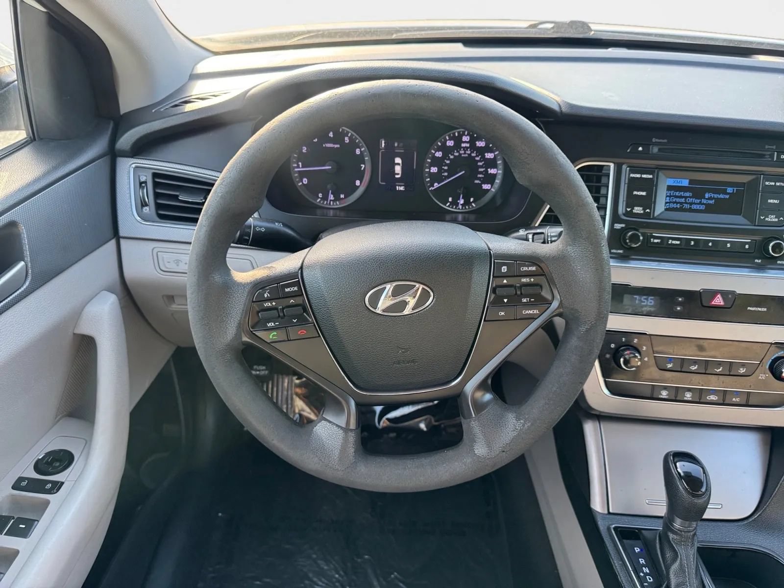 Used 2015 Hyundai Sonata SE FWD image 14