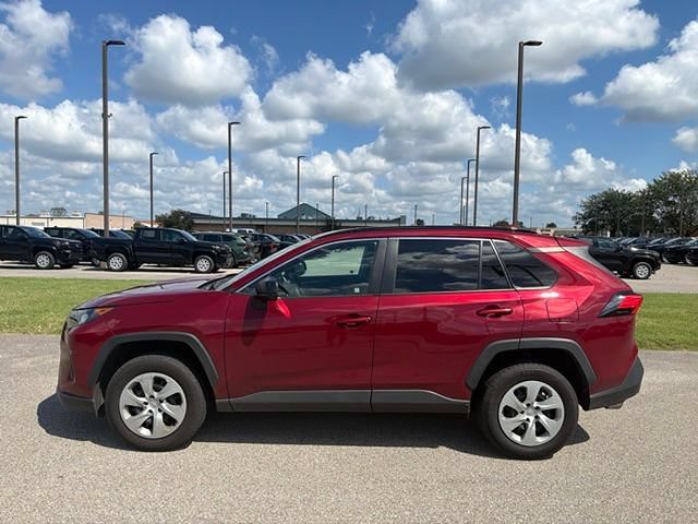 Used 2020 Toyota RAV4 LE w/ Carpet Mat Package FWD image 3