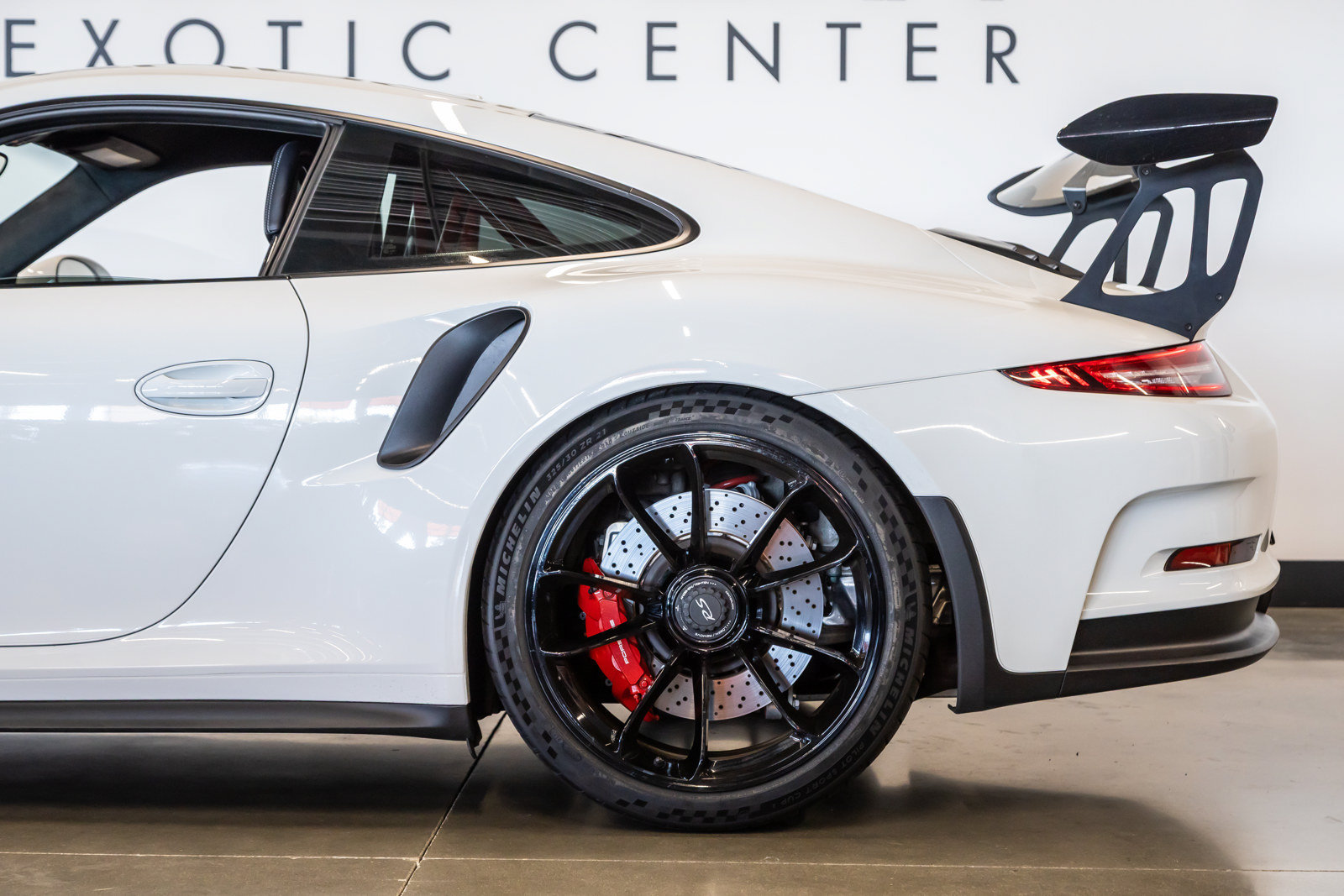 Used 2016 Porsche 911 GT3 RS RWD image 18