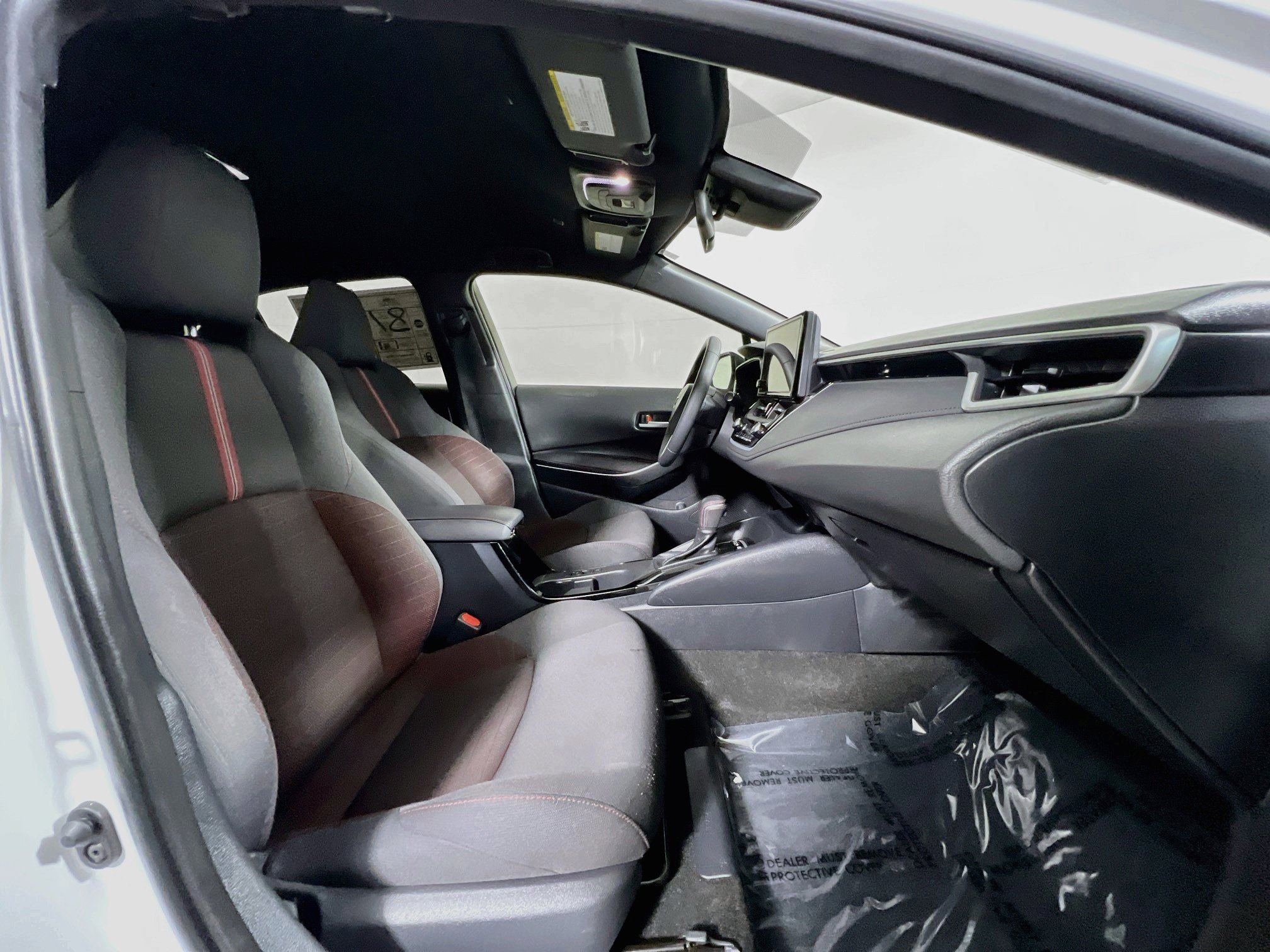 Used 2023 Toyota Corolla SE FWD image 31