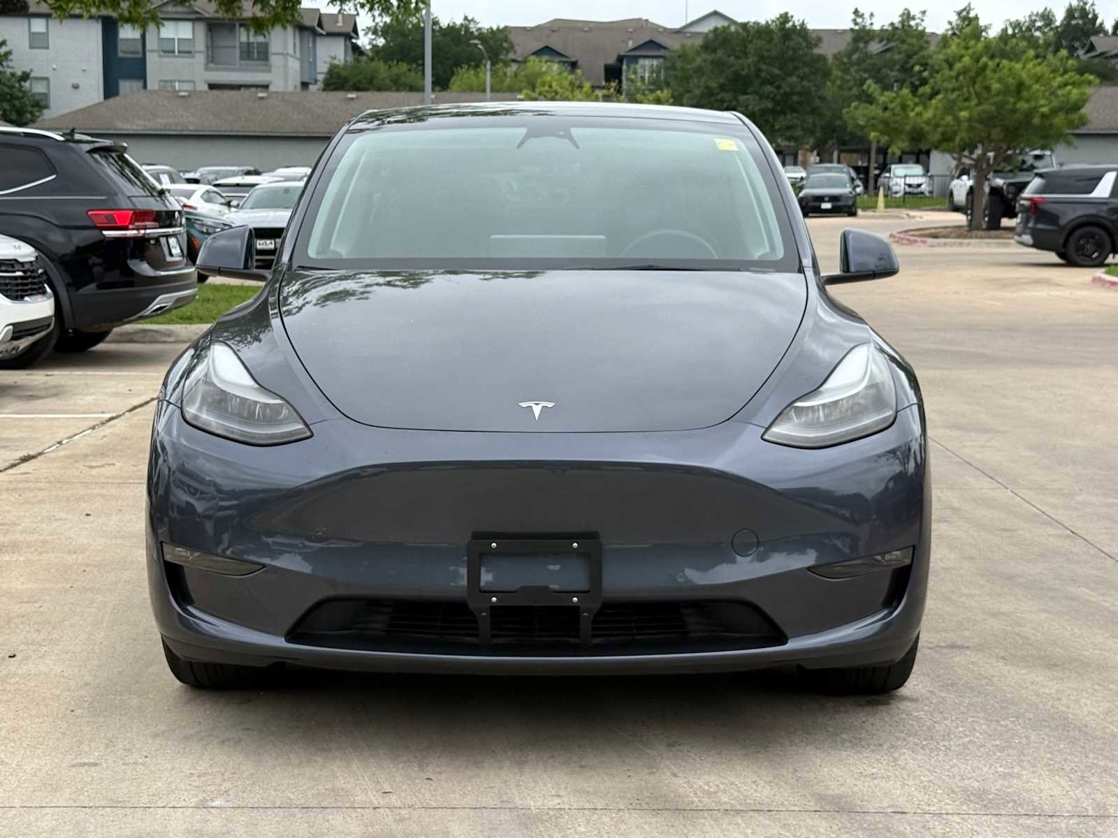 Used 2022 Tesla Model Y Long Range AWD/4WD image 5