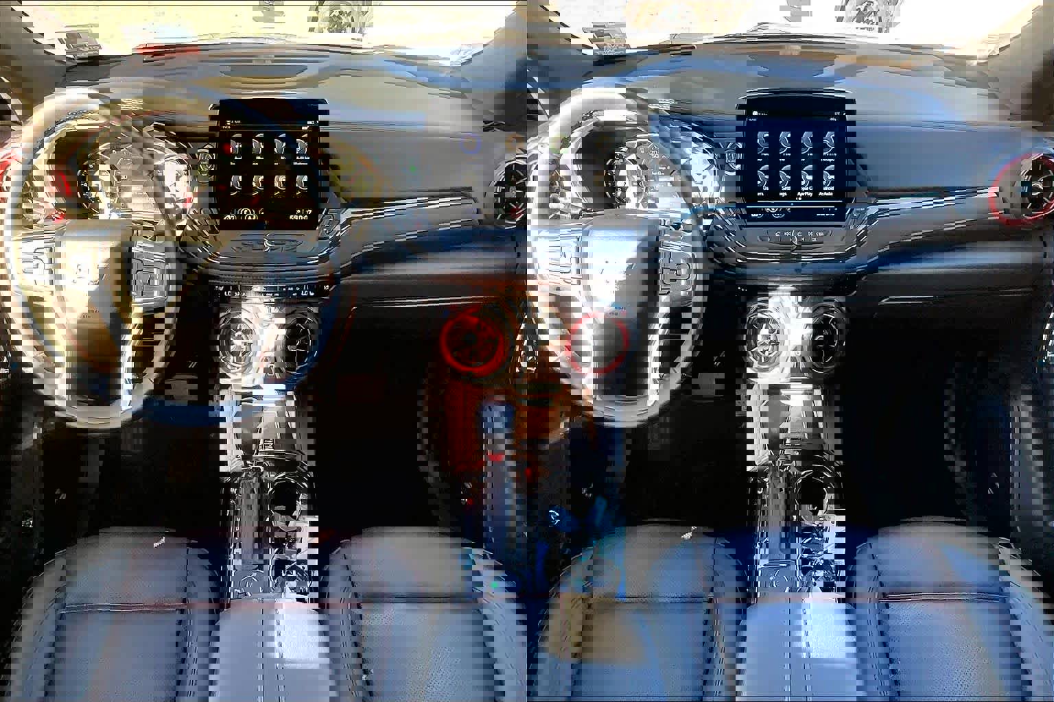 Used 2023 Chevrolet Blazer RS w/ Enhanced Convenience Package image 15