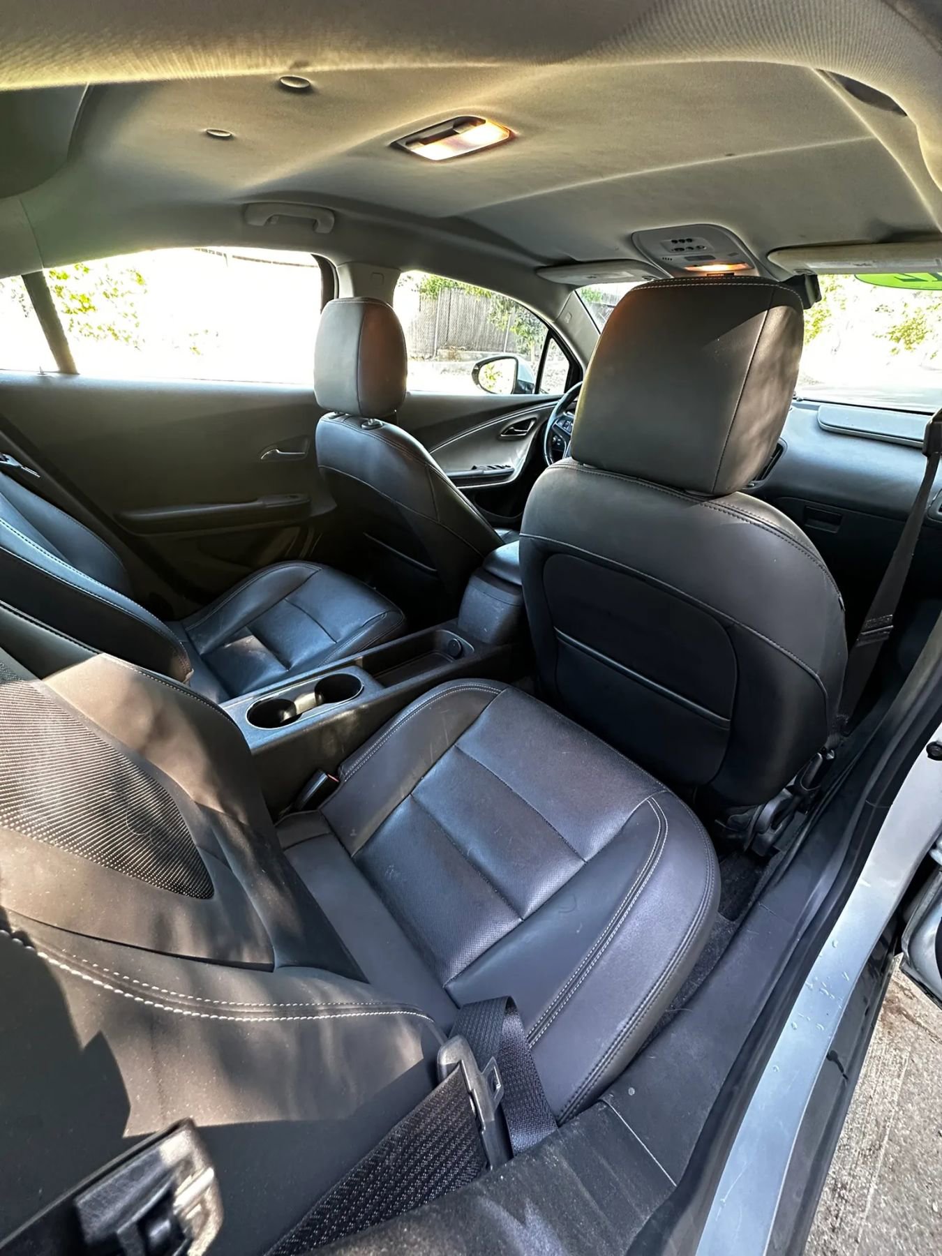 Used 2012 Chevrolet Volt Premium w/ Premium Trim Package image 18