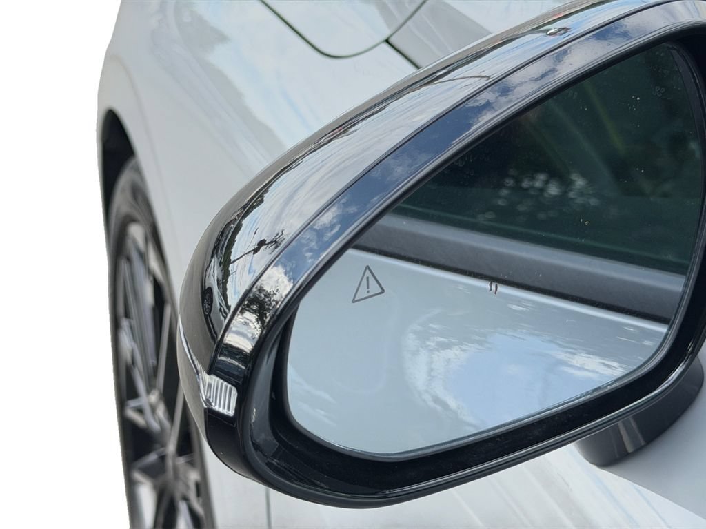 Used 2025 Kia K5 GT FWD image 28