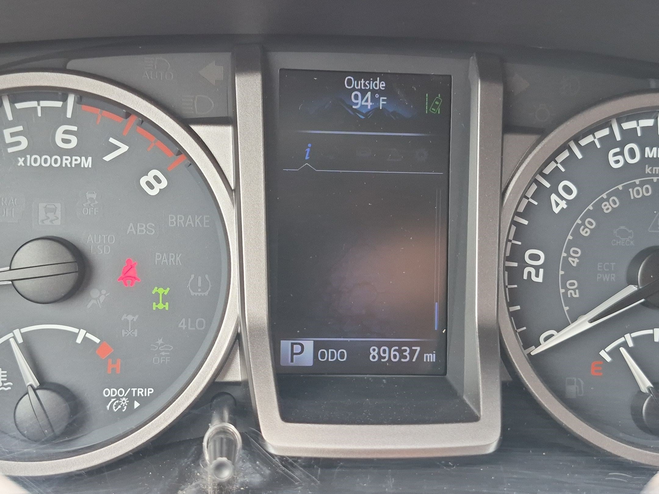 Used 2019 Toyota Tacoma SR5 AWD/4WD image 22