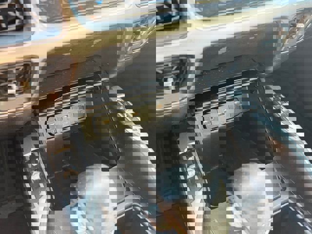 Used 2021 Kia Sorento S w/ Panoramic Sunroof Package image 24