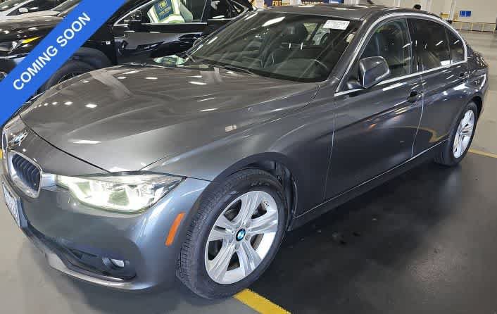 Used 2018 BMW 330i Sedan w/ Convenience Package RWD image 1