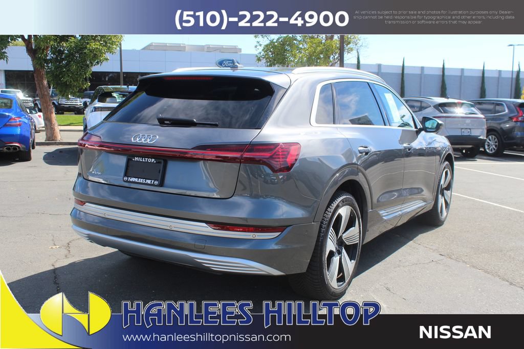 Used 2019 Audi e-tron Prestige w/ Prestige Package AWD/4WD image 7