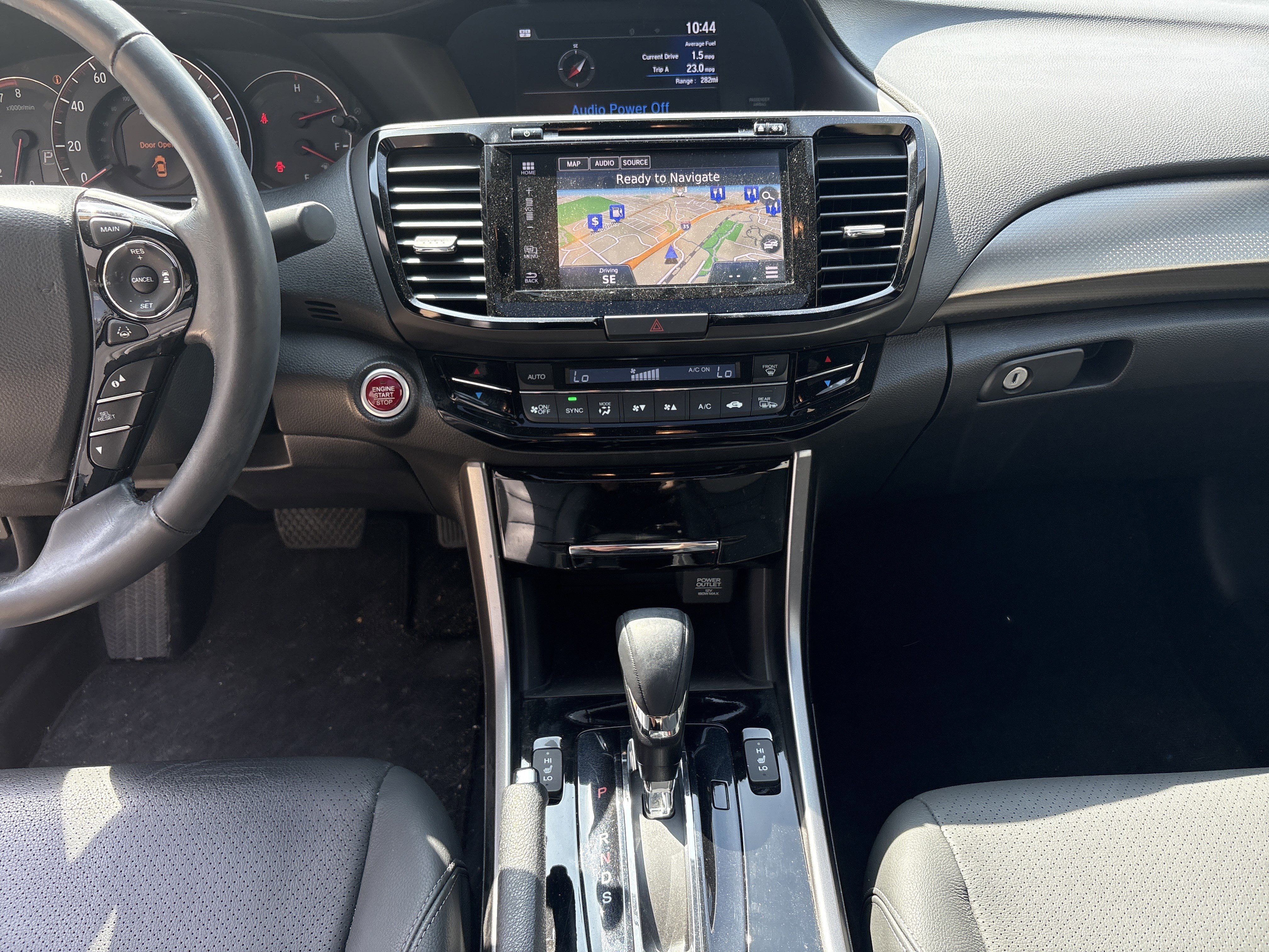 Used 2017 Honda Accord Touring image 30