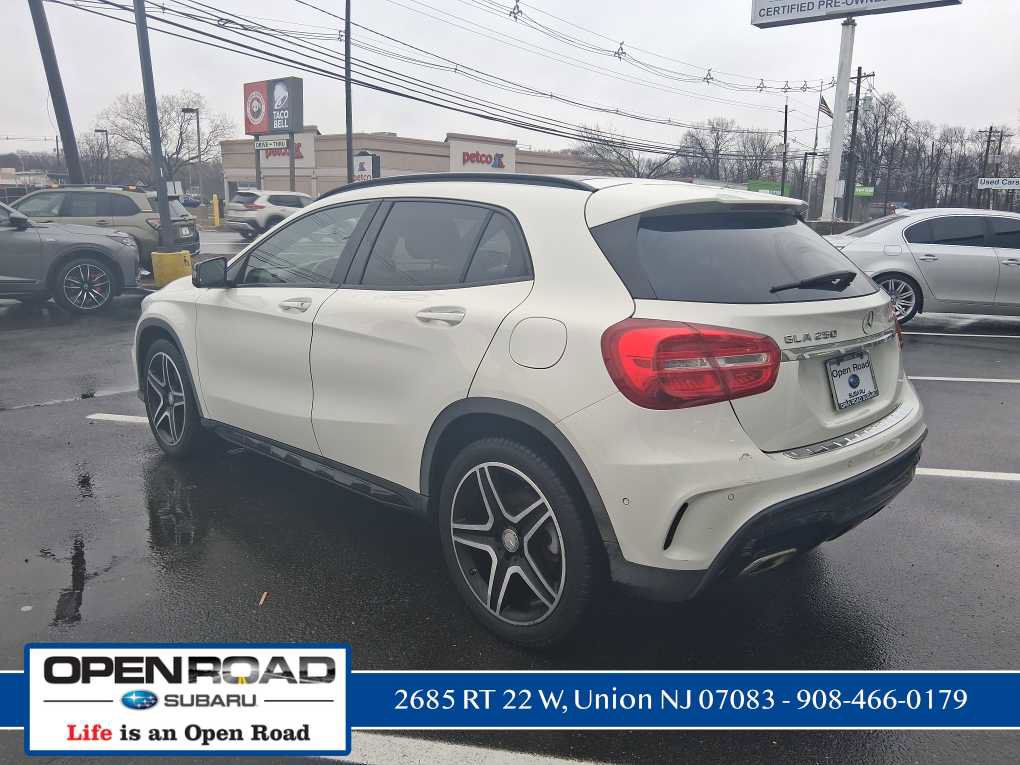 Used 2016 Mercedes-Benz GLA 250 4MATIC image 5