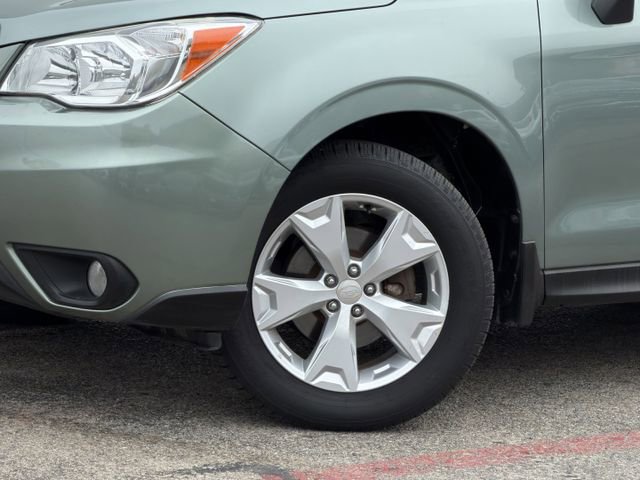 Used 2016 Subaru Forester 2.5i Limited AWD/4WD image 9