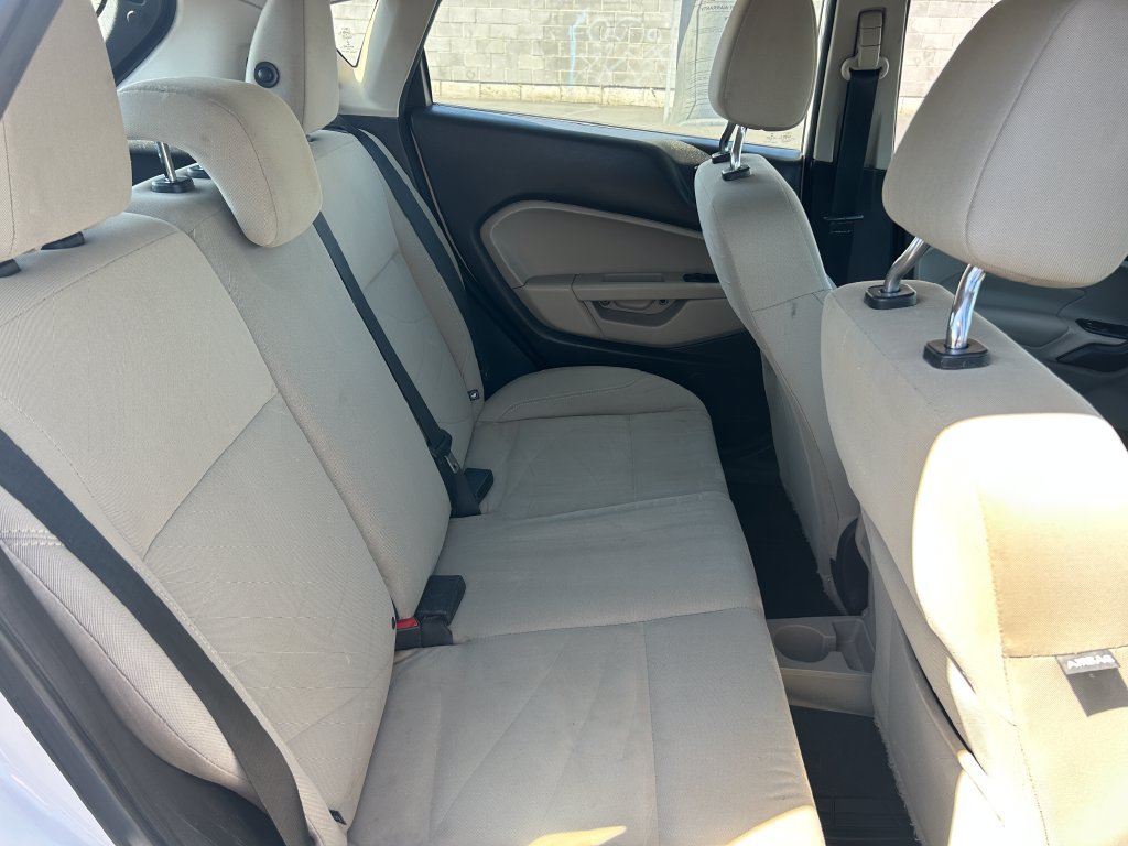 Used 2019 Ford Fiesta SE FWD image 30