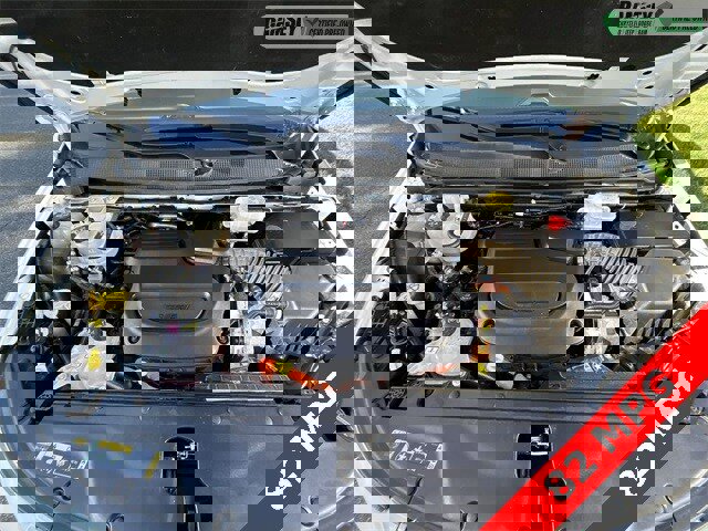 Certified 2024 Chrysler Pacifica Select image 14