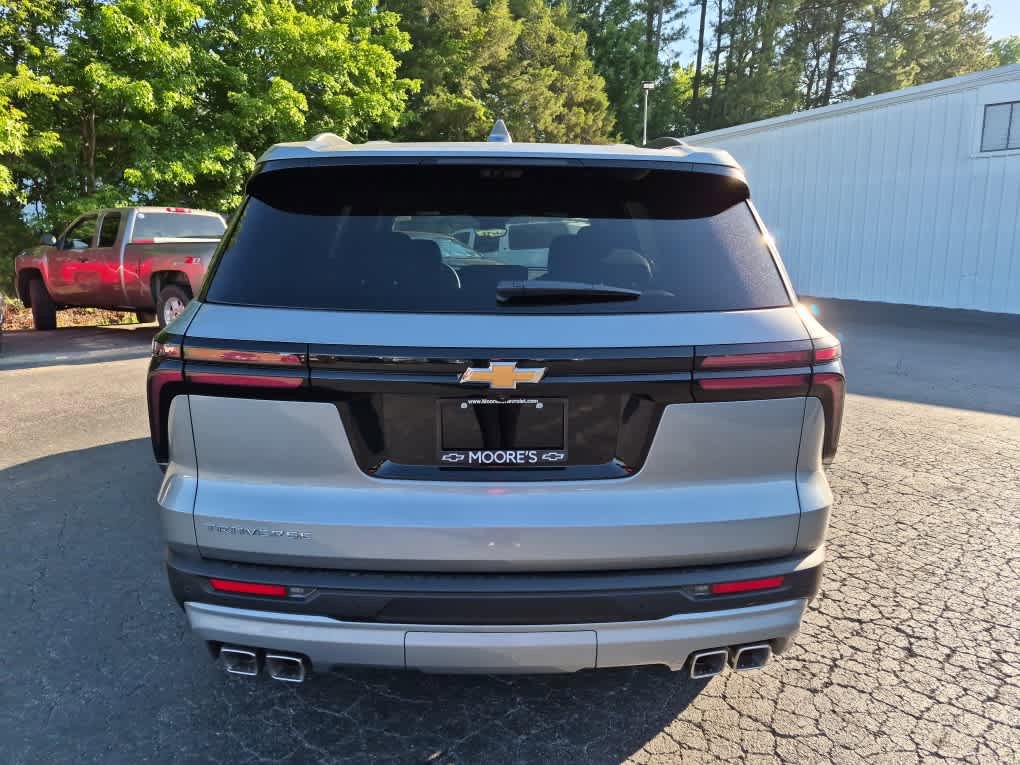 New 2026 Chevrolet Traverse LT w/ Sun and Wheel Package FWD image 6