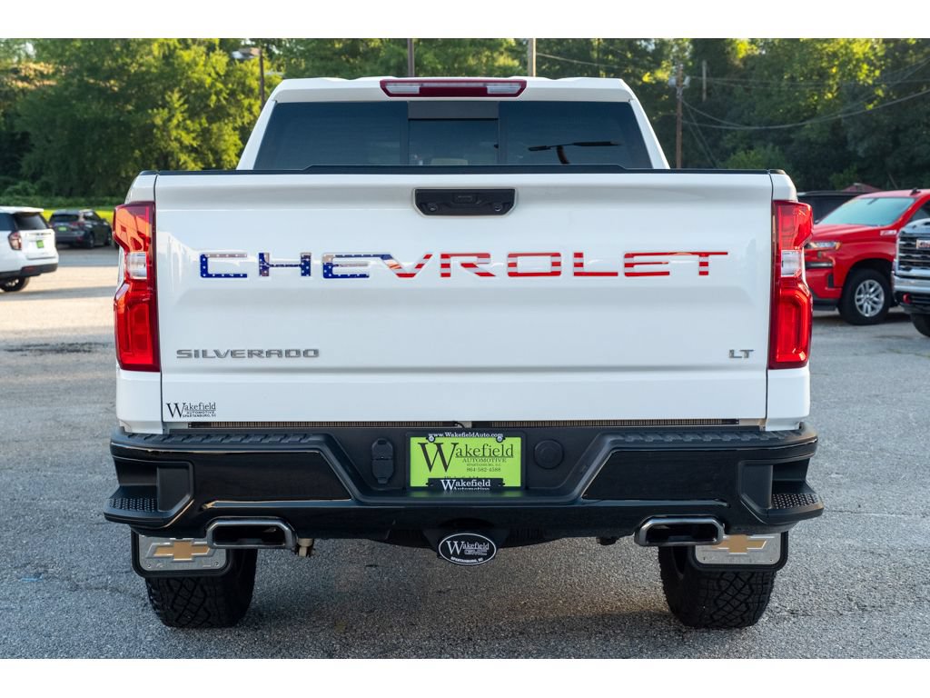 Used 2024 Chevrolet Silverado 1500 LT Trail Boss w/ Convenience Package II AWD/4WD image 7