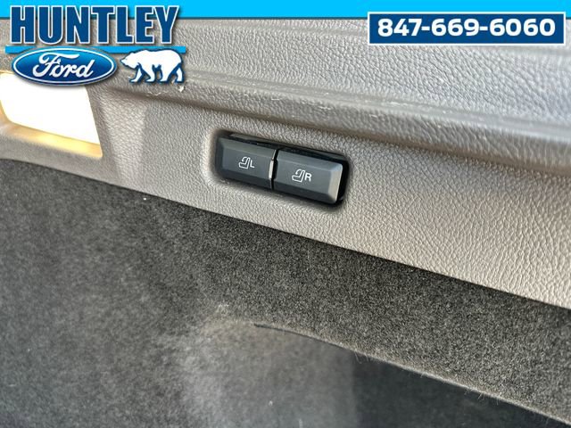 Used 2022 Lincoln Corsair AWD w/ Premium Package image 14