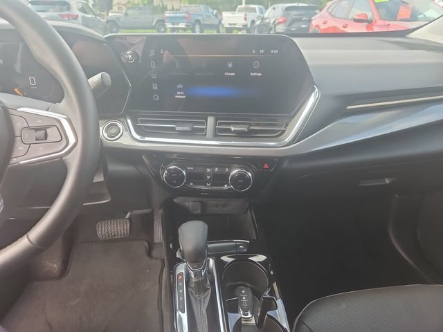 Used 2024 Chevrolet Trax ACTIV w/ Driver Confidence Package FWD image 18