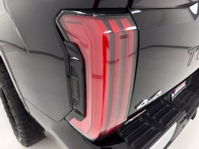Used 2023 Toyota Tundra Limited AWD/4WD image 35