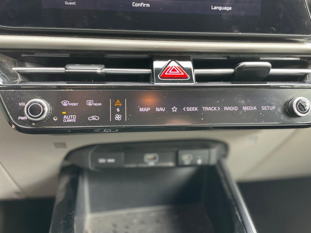 Used 2023 Kia Niro Wind w/ Wind Preserve Package FWD image 15