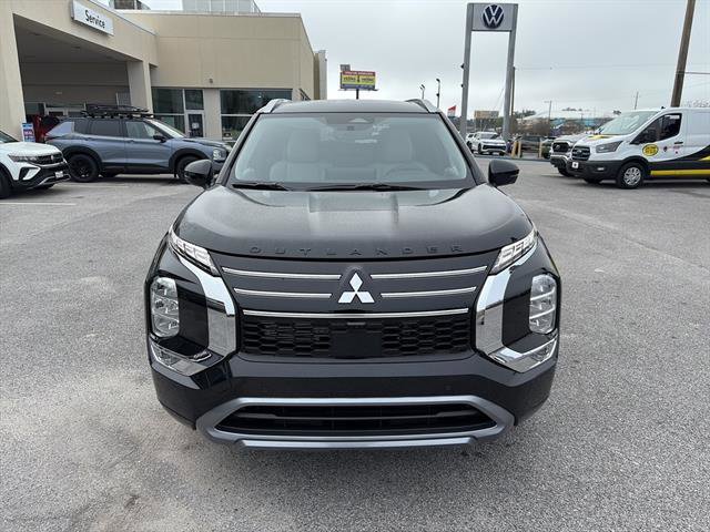 New 2026 Mitsubishi Outlander SEL FWD image 2