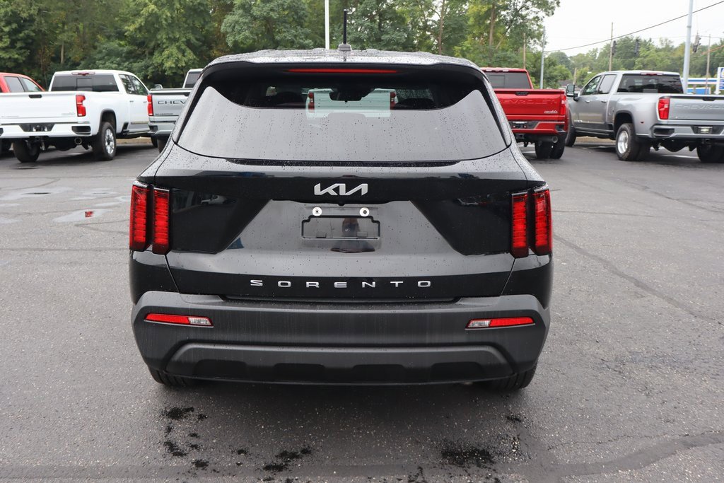 Used 2022 Kia Sorento LX image 32