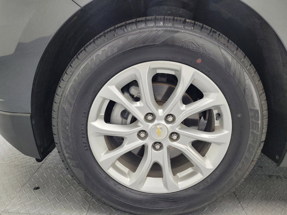 Used 2021 Chevrolet Equinox LS image 31