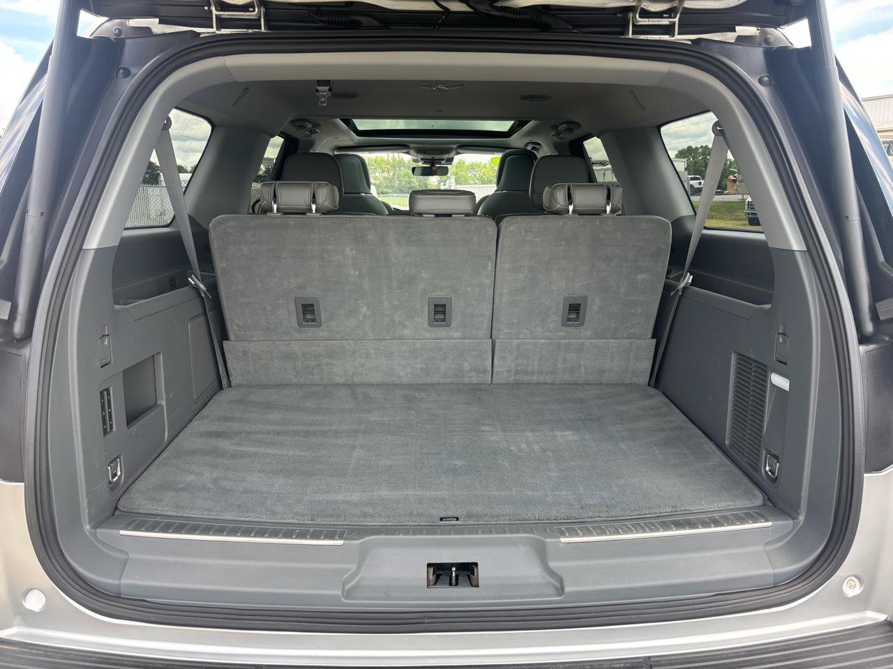 Used 2018 Lincoln Navigator L Reserve w/ Technology Package AWD/4WD image 12