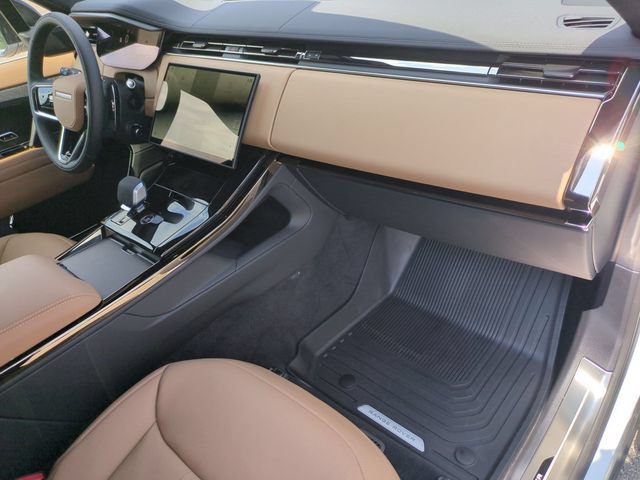 New 2026 Land Rover Range Rover Sport SE AWD/4WD image 19