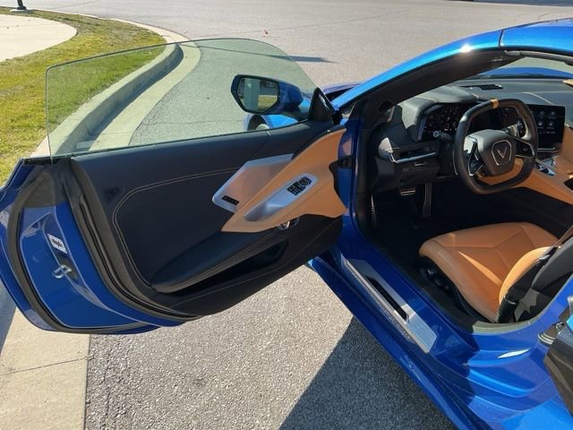 Used 2020 Chevrolet Corvette Stingray w/ 2LT Preferred Equipment Group image 16