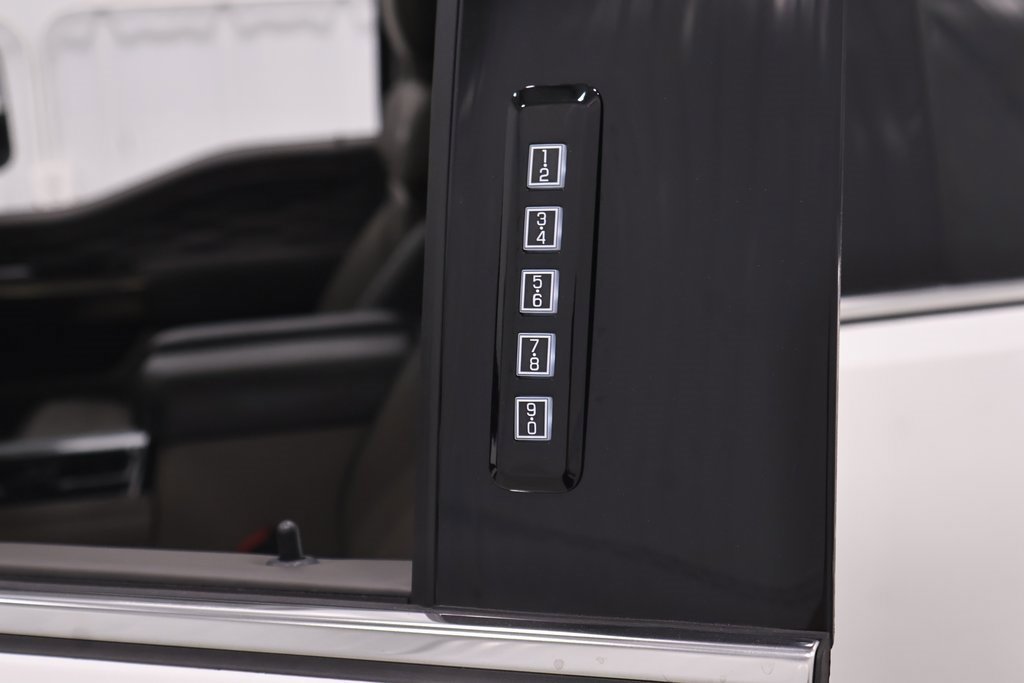 Certified 2026 Ford F350 Platinum w/ Platinum Plus Package image 41