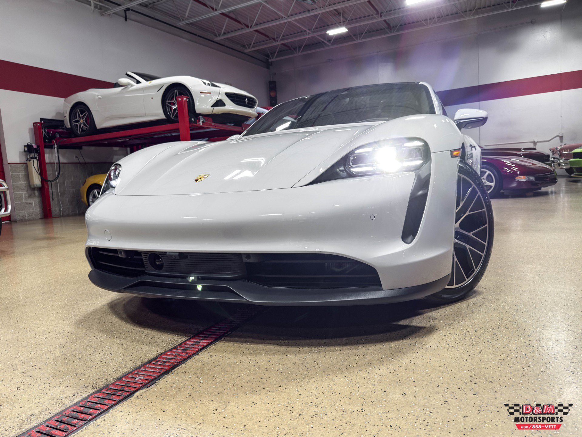 Used 2021 Porsche Taycan image 55