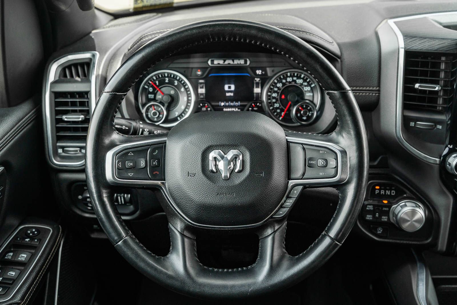 Used 2023 RAM 1500 Laramie AWD/4WD image 22