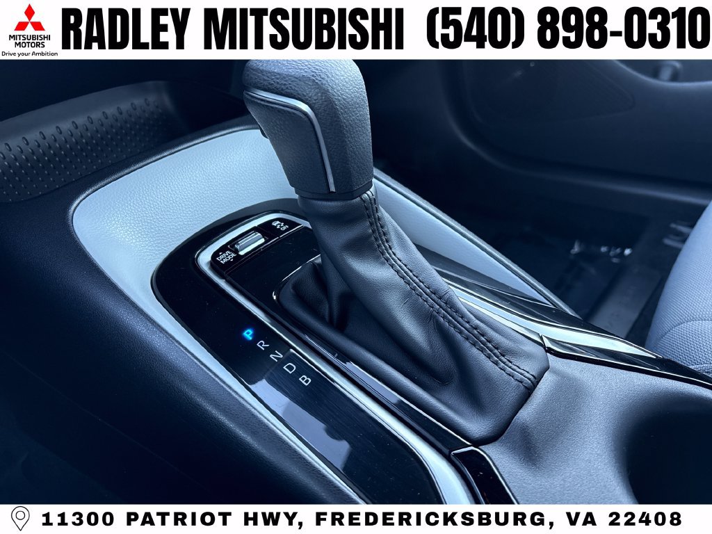Used 2024 Toyota Corolla SE FWD image 11