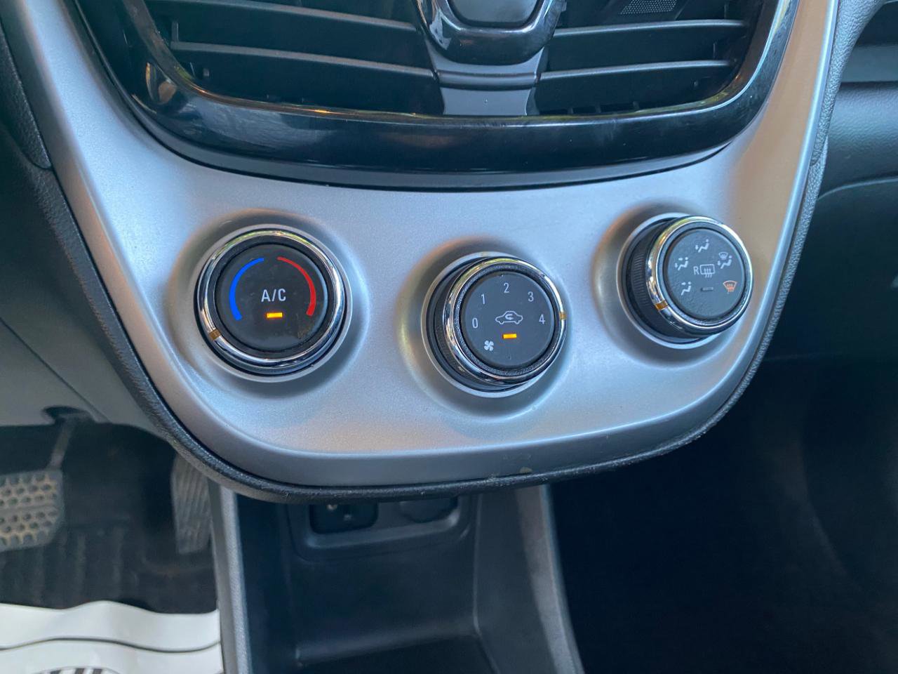 Used 2017 Chevrolet Spark LS FWD image 57