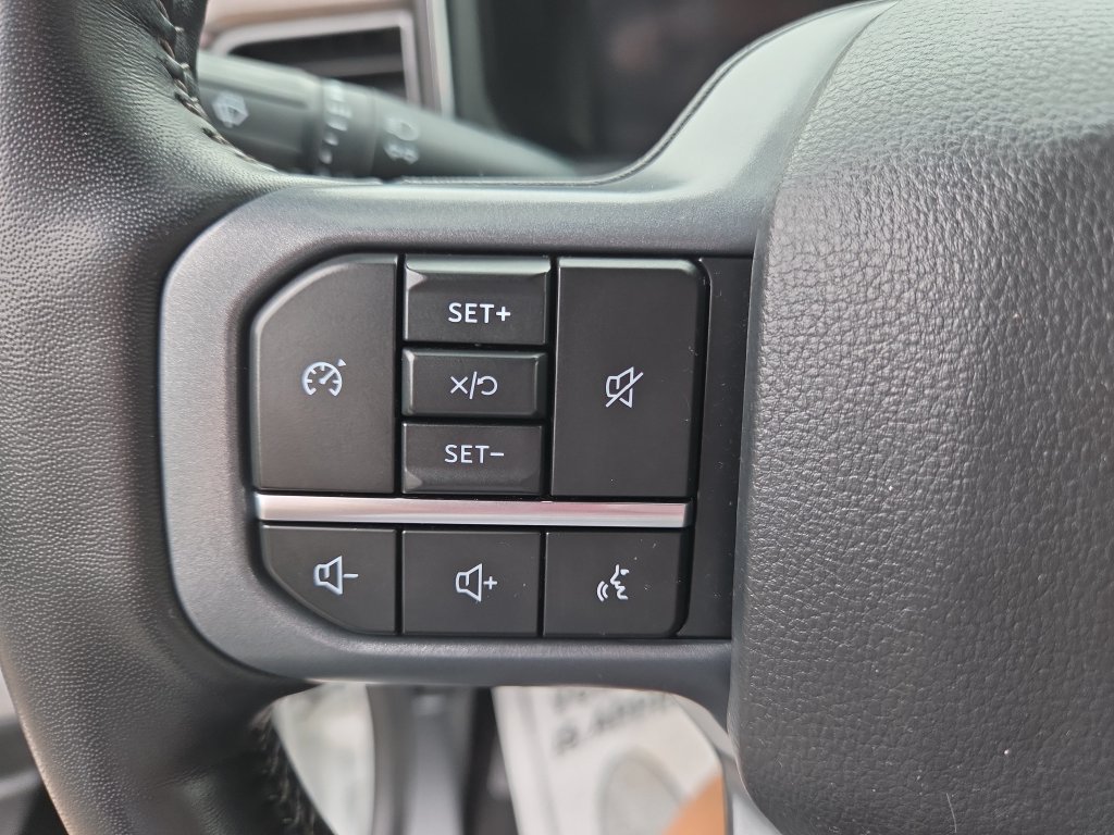 Used 2024 Ford F250 Lariat w/ Sport Appearance Package AWD/4WD image 41