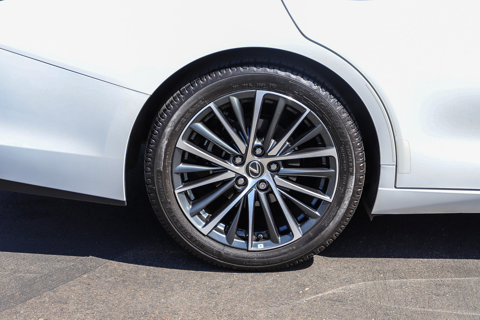 Certified 2023 Lexus ES 350 w/ Accessory Package (Z1) FWD image 9