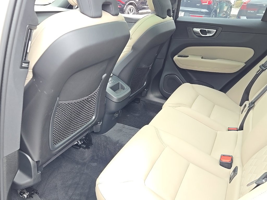 Certified 2026 Volvo XC60 B5 Plus AWD/4WD image 13