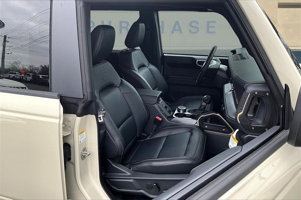 New 2025 Ford Bronco Badlands w/ Sasquatch Package image 11