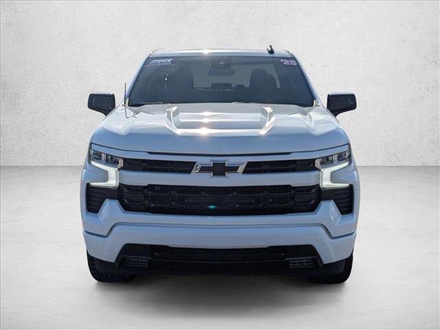 Used 2025 Chevrolet Silverado 1500 RST image 2