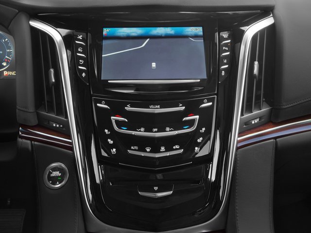 Used 2015 Cadillac Escalade Luxury RWD image 12