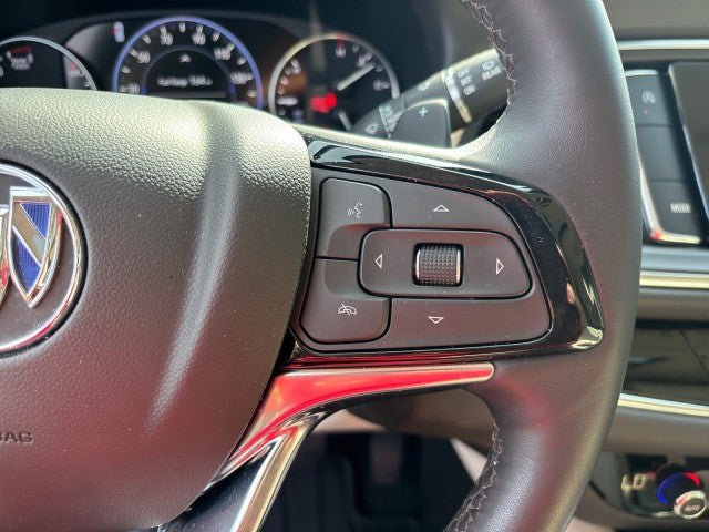 Used 2022 Buick Enclave Avenir w/ Trailering Package, 5000 lbs. FWD image 19