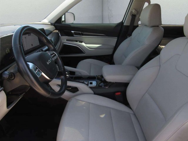 Used 2024 Kia Telluride S w/ S Sunroof Package FWD image 15