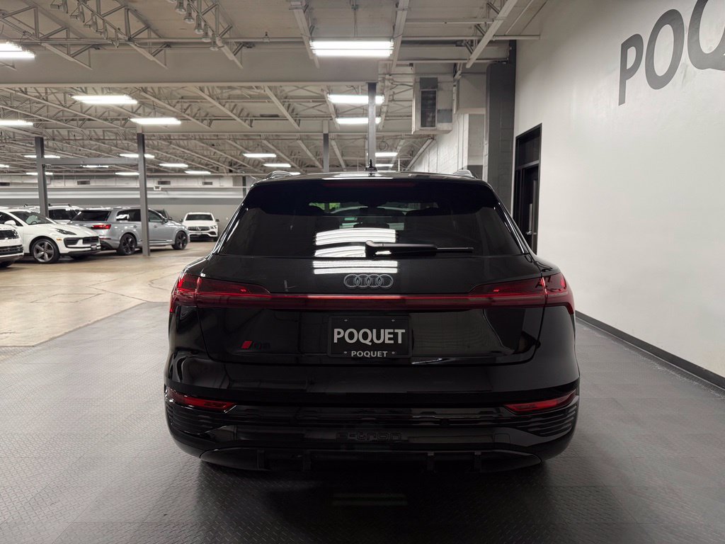 Used 2024 Audi Q8 e-tron Prestige w/ Prestige Package AWD/4WD image 5