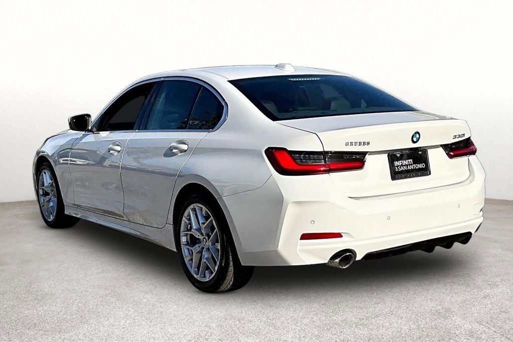 Used 2025 BMW 330i Sedan image 15