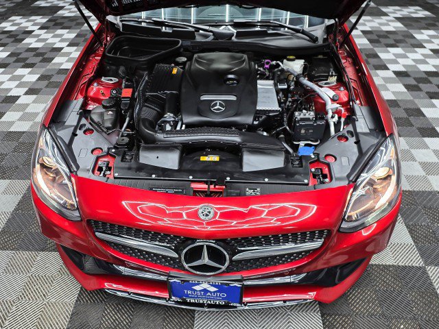 Used 2019 Mercedes-Benz SLC 300 image 35