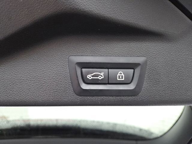 Used 2020 BMW X5 xDrive40i w/ M Sport Package image 19