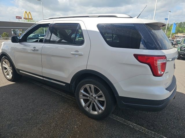 Used 2019 Ford Explorer XLT w/ Equipment Group 202A image 4