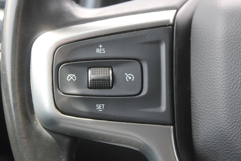 Used 2023 Chevrolet Silverado 2500 LT AWD/4WD image 33